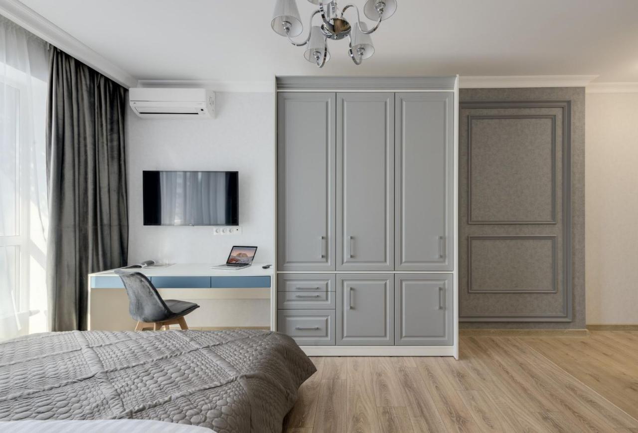 Modern New Cozy Apartment Kvartet Railway Station Kyiv Exterior foto