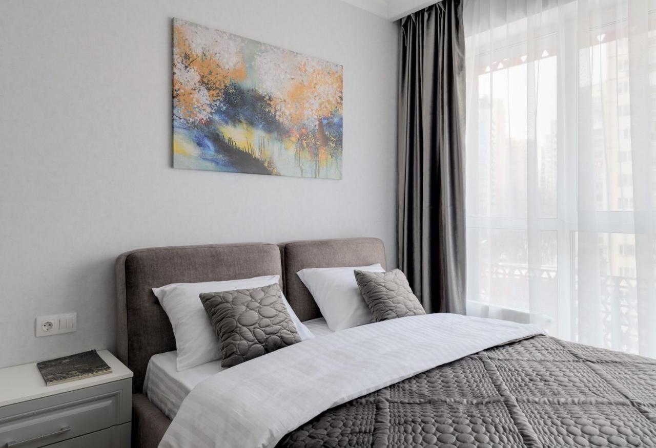 Modern New Cozy Apartment Kvartet Railway Station Kyiv Exterior foto